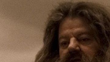 Daniel Radcliffe rinde homenaje a Robbie Coltrane, Hagrid en la saga de 'Harry Potter'.
