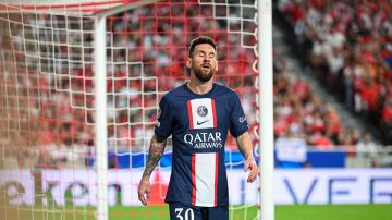 Leo Messi se lesiona y será baja con el PSG