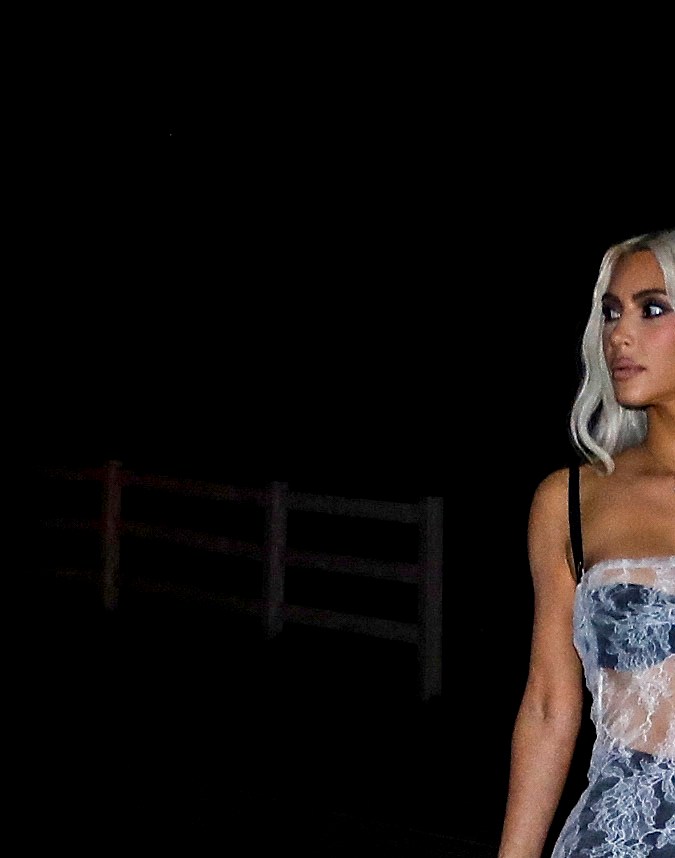 Kim Kardashian se vistió para deslumbrar. / Foto de Grosby Group