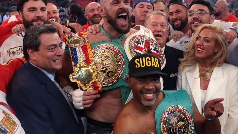 Presidente del CMB propone un combate entre Tyson Fury y Oleksandr Usyk para tener un solo campeón del peso pesado