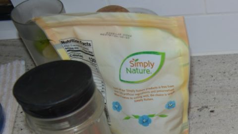 El fentanilo es un opioide sintético que es de 50 a 100 veces más fuerte que la morfina.