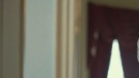 Imelda Staunton interpretando a la difunta Reina Isabel II, en la serie de Netflix 'The Crown'.