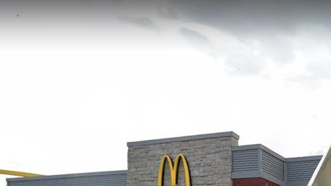 Restaurante McDonald’s en Queens, NYC.