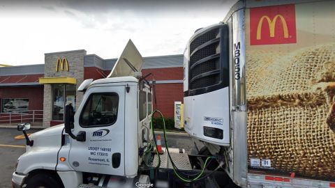 Restaurante McDonald’s en Queens, NYC.