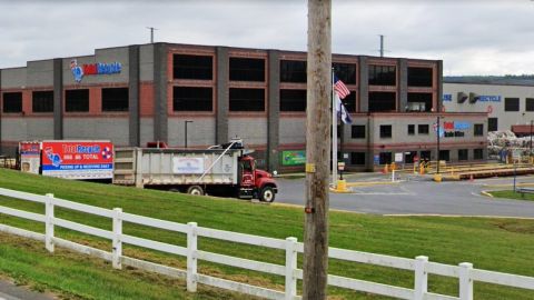 "Total Recycling Facility" en Birdsboro, Pensilvania