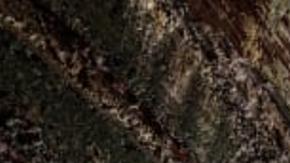 Impresionante túnel en las Cataratas del Niágara.