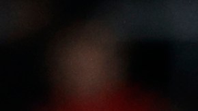 En el partido, el polaco Robert Lewandowski recibió una tarjeta roja tras abalanzarse de manera agresiva sobre un jugador rival