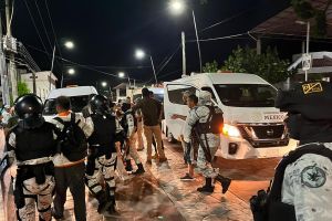 Detenidos 300 migrantes por autoridades mexicanas tras disolver dos caravanas