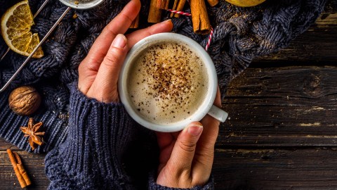 Café especiado con canela