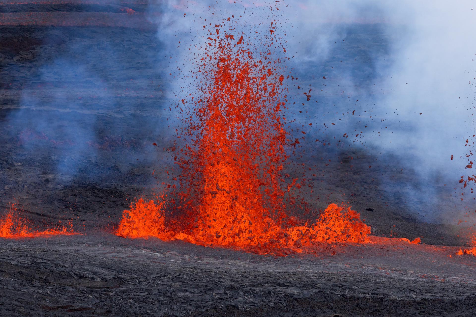 Erupción del volcán Mauna Loa: Qué está ocurriendo y qué peligro representa  - El Diario NY, image size:1920x1280