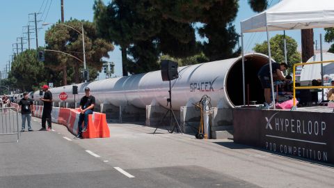 Hyperloop llevaría a alguien de Washington, DC a Nueva York en 30 minutos.