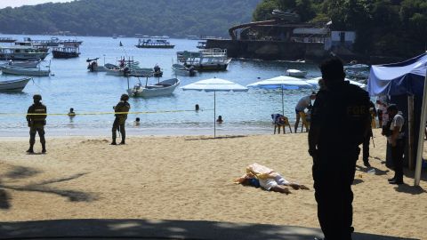 Asesinato playa de Acapulco, México