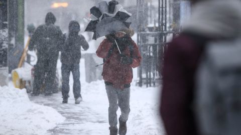 ¿Qué es el fenómeno "nieve por efecto lago"?