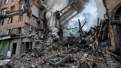 Rusia golpeó con misiles un hospital de maternidad en Ucrania.