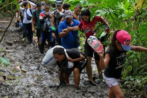 Cifra histórica: Más de 57 mil migrantes cruzaron la temida Selva del Darién en octubre