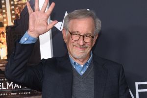 "The Fabelmans", que echa un vistazo a la joven vida del legendario director Steven Spielberg, llega a los cines