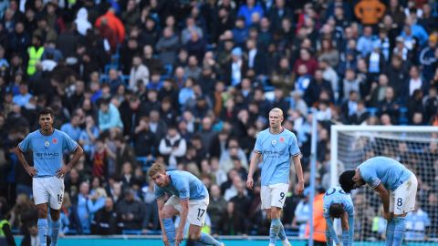 El City se aleja de la punta de la PL