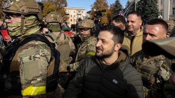 Zelensky Visits Kherson After City Reclaimed by Ukraine