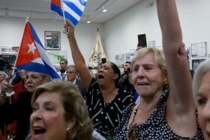 Cuba espera "vuelo y fecha" de repatriación de migrantes "inadmisibles" por parte de EE.UU.