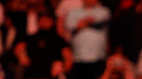 Canelo Álvarez es coronado luego de su pelea ante Gennady Golovkin.