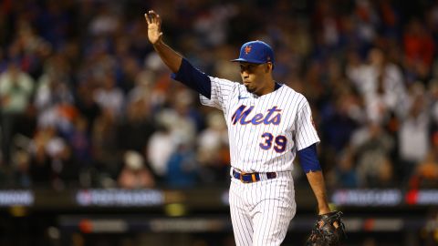 Edwin Díaz durante el Wild Card de la Liga Nacional ante San Diego Padres.