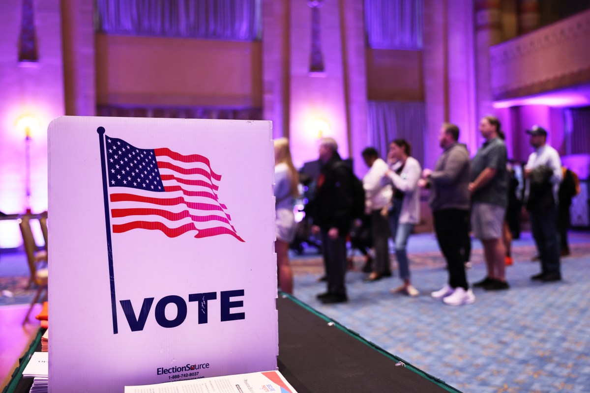 Lanzan campaña “Decidimos” para motivar a votantes jóvenes del sur de EE.UU. a votar en noviembre