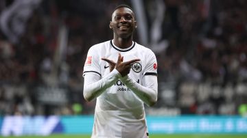 Kolo Muani llega tras disputar todos los partidos de lo que va de temporada con el Eintracht Frankfurt.