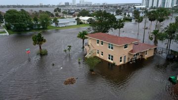 Tormenta tropical Nicole en Florida