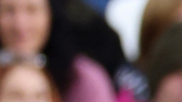 Maddison celebró el primer gol de su equipo antes de salir lesionado