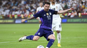 Messi puso el 4-0 contra Emiratos Árabes Unidos