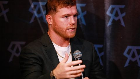 Saúl 'Canelo' Álvarez durante una conferencia de prensa a mediados de noviembre.