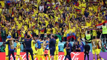 La afición de Ecuador le dio color al primer encuentro de Qatar 2022.
