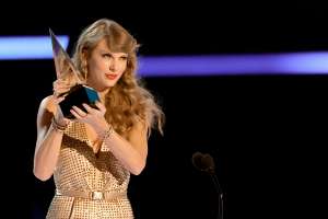 Taylor Swift es la máxima ganadora de los American Music Awards 2022