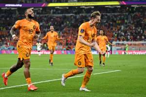 Países Bajos 2 – 0 Senegal: La Naranja Mecánica triunfa en un complicado debut con Frenkie de Jong y Memphis Depay en la cancha