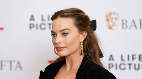 Margot Robbie.