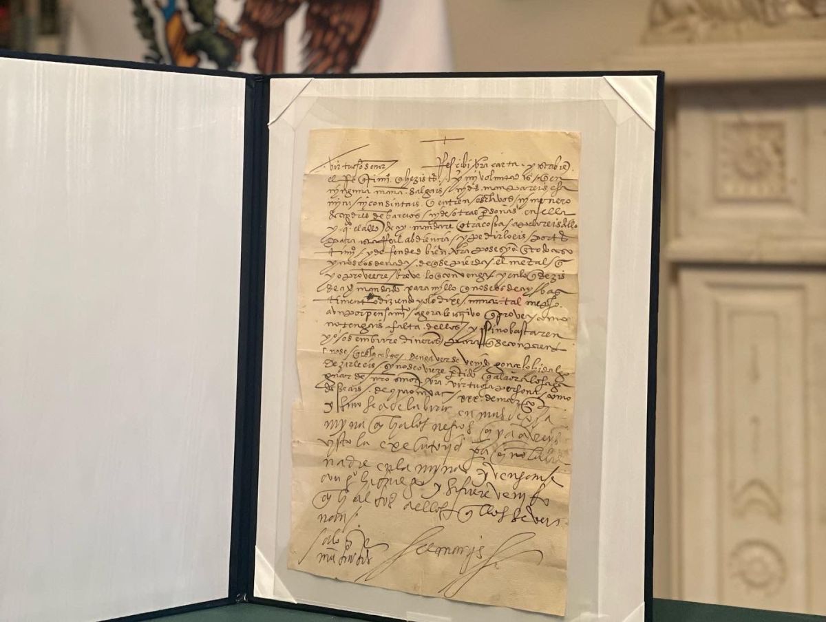 El documento firmado por Hernán Cortés será enviado a México.