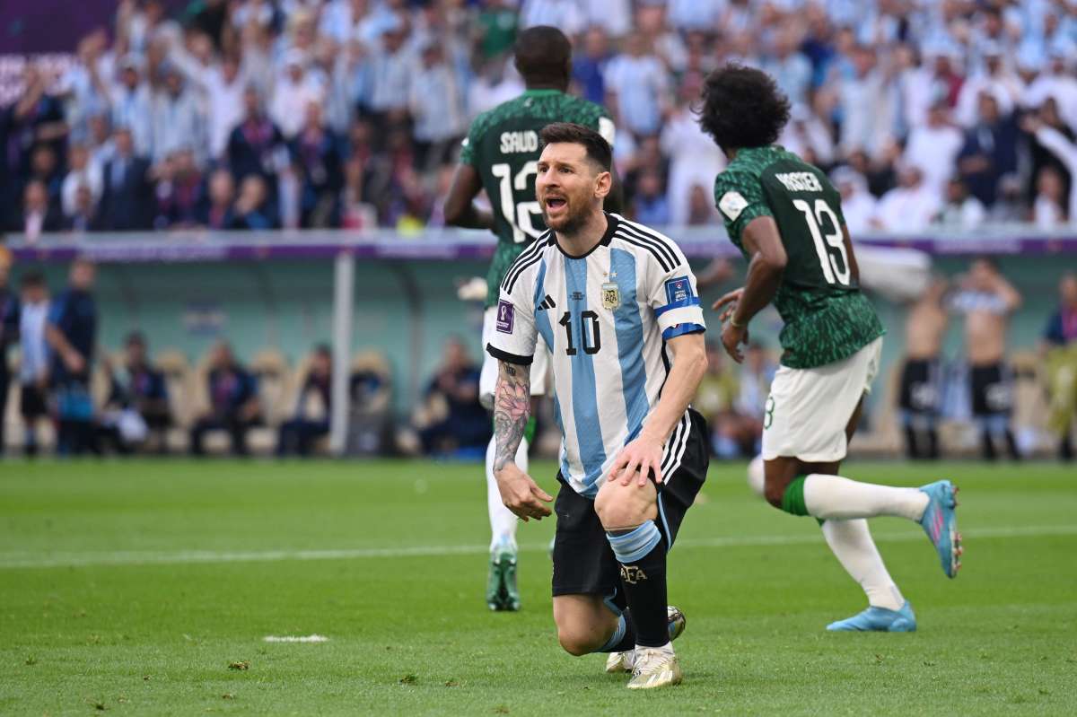 Sorpresa en el Mundial: Arabia Saudí derrota a la Argentina de Messi en su debut en Qatar 2022 [Videos] - El Diario NY