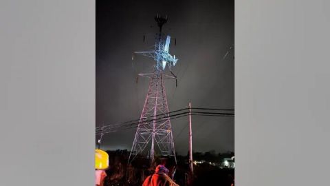 Montgomery-County-Plane-Powerlines