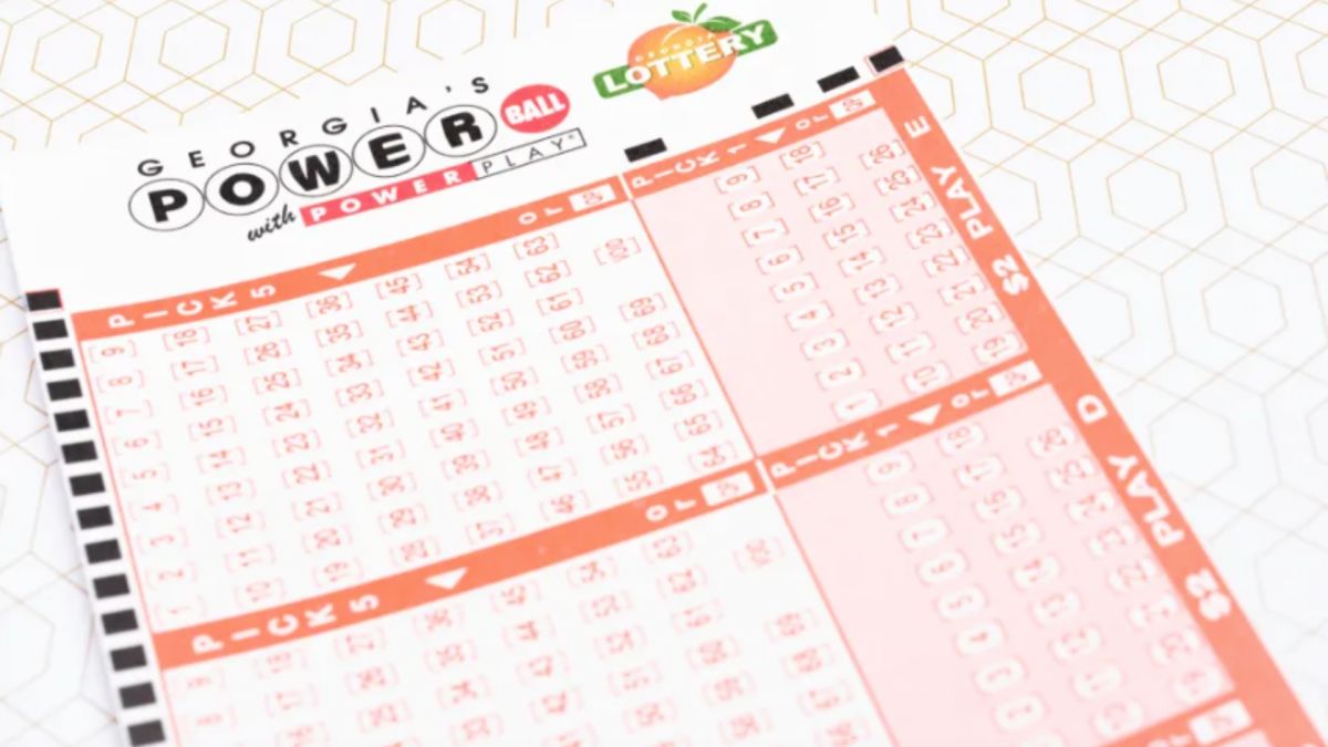 Premio de Powerball llega a 1,500 millones de dólares y está a nada de