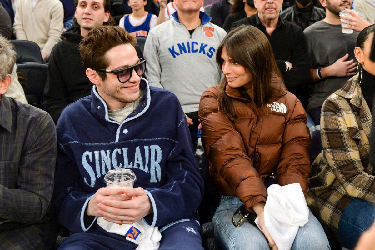 Pete Davidson and Emily Ratajkowski were caught in full appointment
