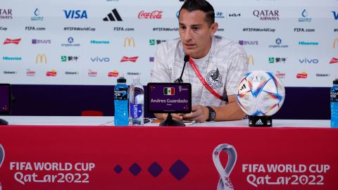 Andrés Guardado es uno de los ocho futbolistas que han disputado cinco mundiales.