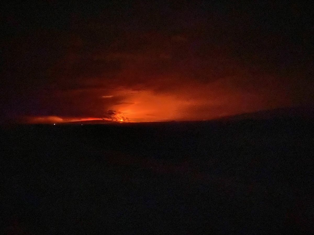 La erupción comenzó en la Isla Grande.