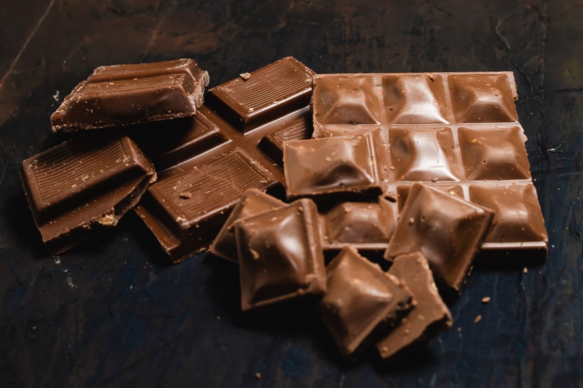 Confitería crea chocolate sin cacao que sabe, se derrite y se hornea como el chocolate tradicional.