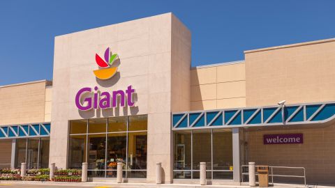 giant-supermarket-discriminacion