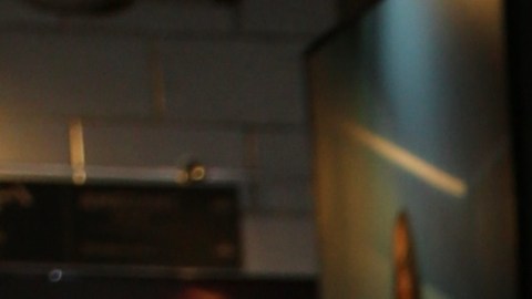La presentadora Adamari López ha sido criticada por una exconductora.