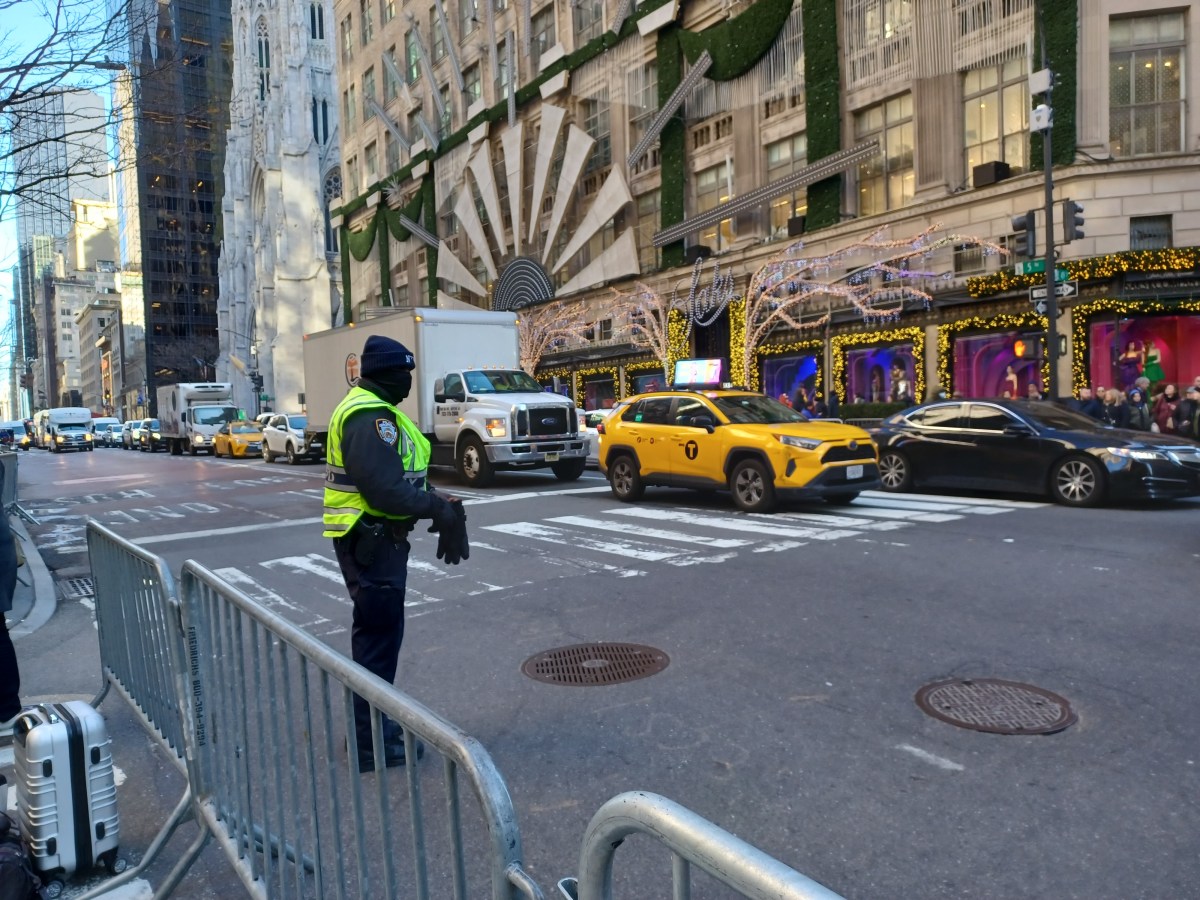 Cierre de calles hoy en Nueva York por acto millonario con Biden, Clinton y Obama en Radio City: elecciones 2024