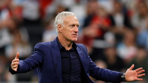 Didier Deschamps continuará con Francia por dos años más.