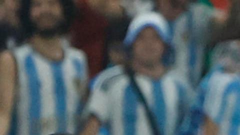Jugadores de Argentina celebraron su pase a la final del Mundial Qatar 2022.