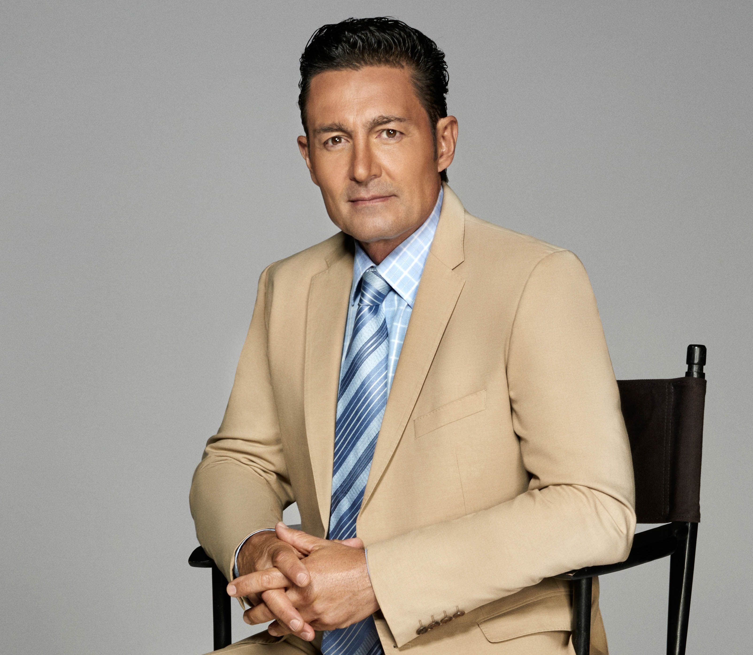 Fernando Colunga protagoniza "El Secreto de la Familia Greco", serie de Telemundo.