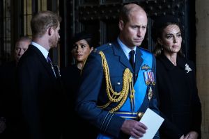 "Aterrador": Harry revela que el príncipe William le gritó cuando le comunicó que dejaría a la monarquía